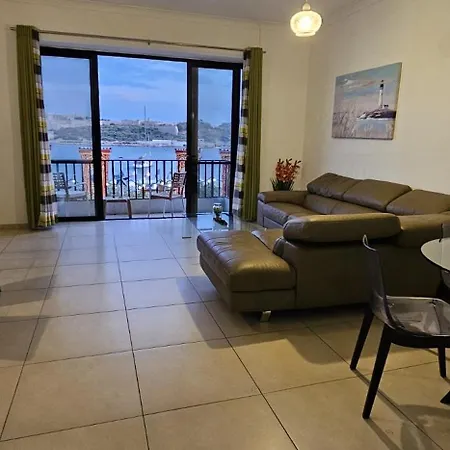 Sea Facing View Across The Valletta Area S2 Sliema