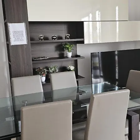 Sea Facing View Across The Valletta Area S2 *