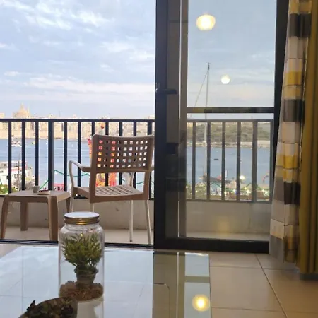 Appartement Sea Facing View Across The Valletta Area S2