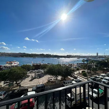 Sea Facing View Across The Valletta Area S2 Appartement