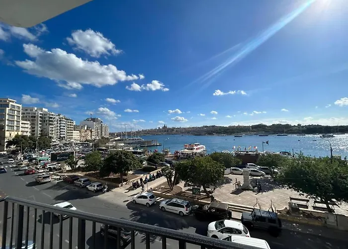 Διαμέρισμα Sea Facing View Across The Valletta Area S2